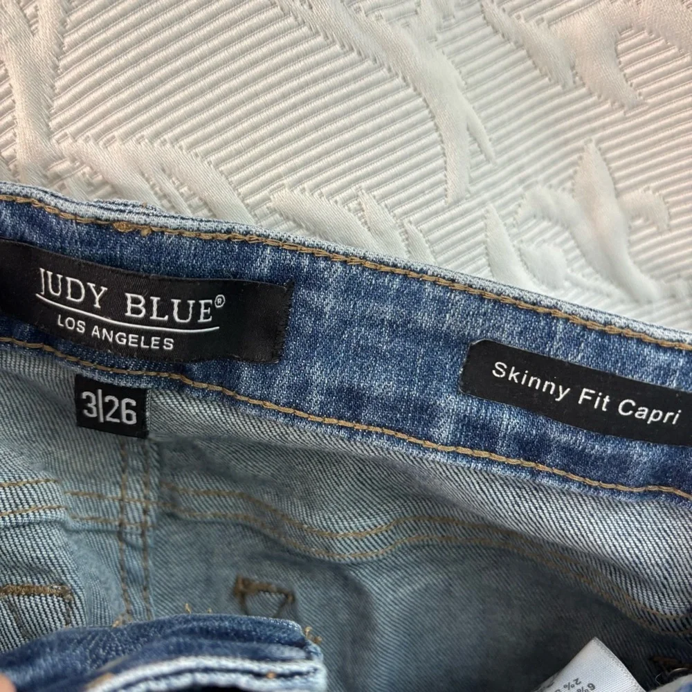 Judy Blue Skinny Fit Capri size 3 - Picture 3 of 5